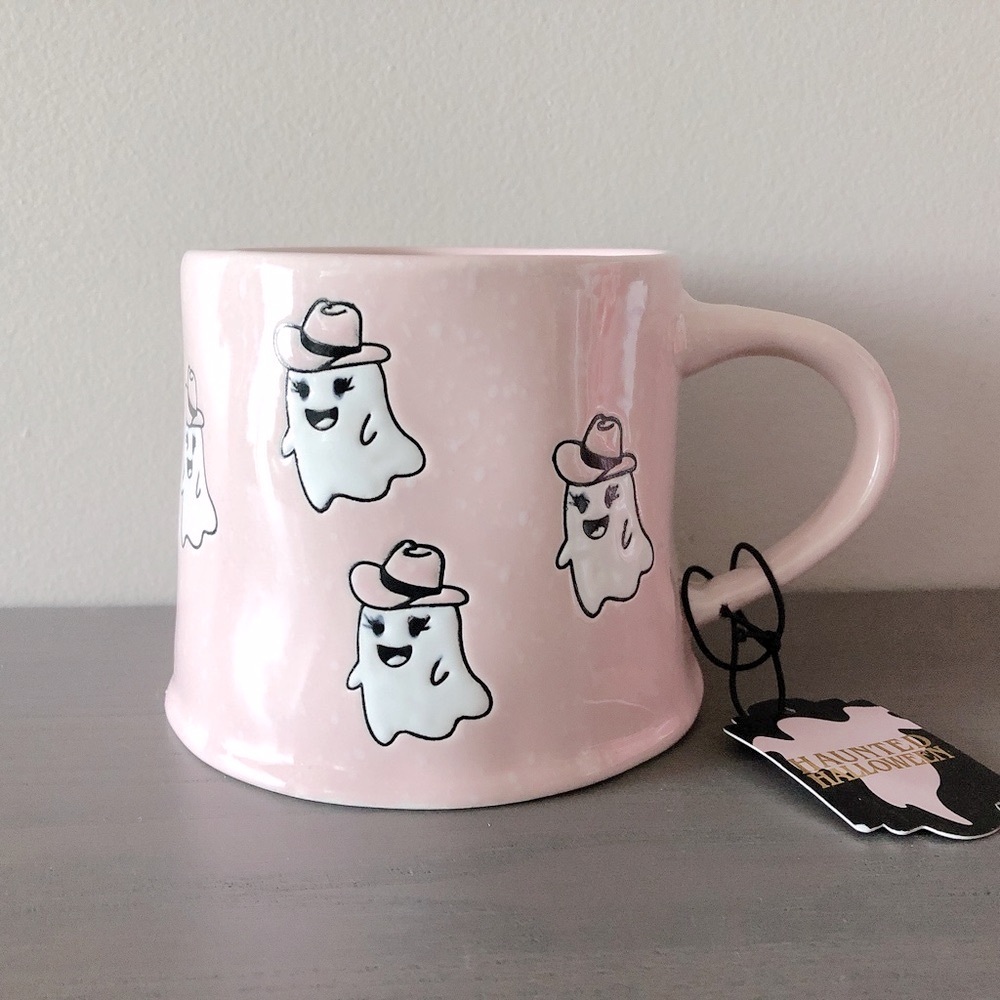 🎃Pink cowboy ghost mug New with tags! Ceramic coffee mug